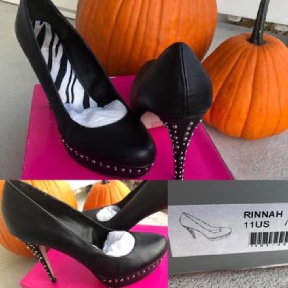 Women’s Shoedazzle Heels